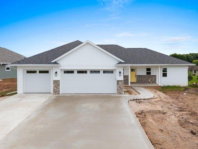 House for sale in Francis Creek House for sale in Francis Creek