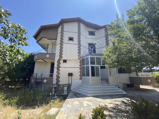 Selçuklu, Konya içerisinde kiralık Villa