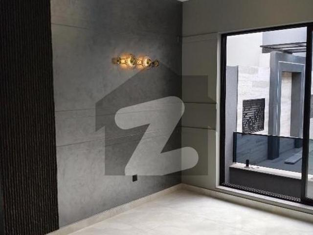 House for sale in تحصیل فیصل آباد شہر, فیصل آباد ڈویژن