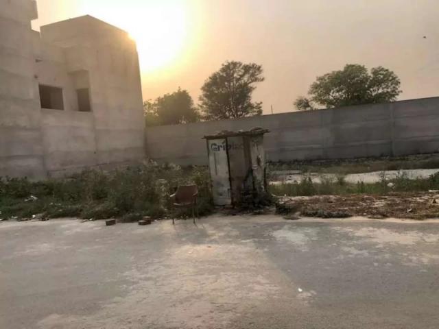 Land for sale in Faisalabad, Islamabad Capital Territory