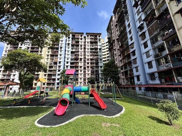 Apartment for rent in Mid Valley City