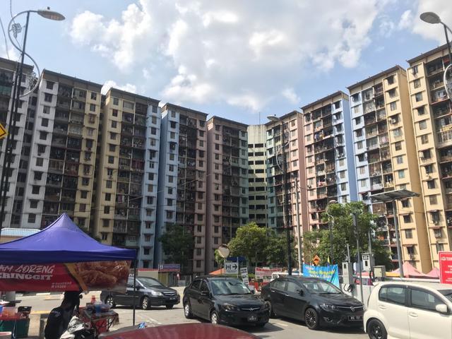 Apartment for rent in Mid Valley City
