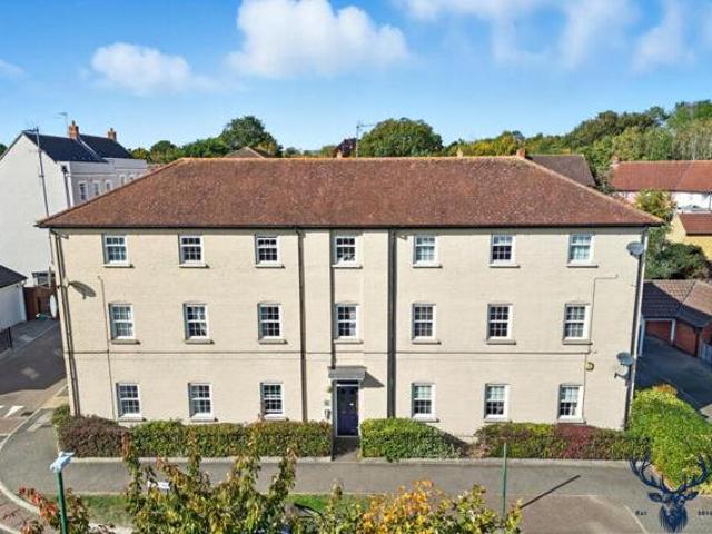 House for sale in Chancellor Park, Chelmsford