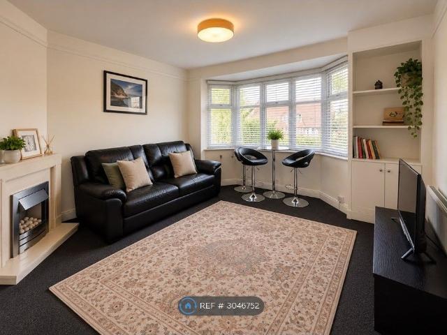 House for rent in London Borough of Barnet, Greater London