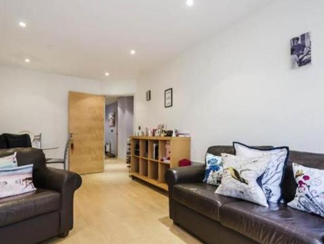 House for rent in Lyons, Greater London