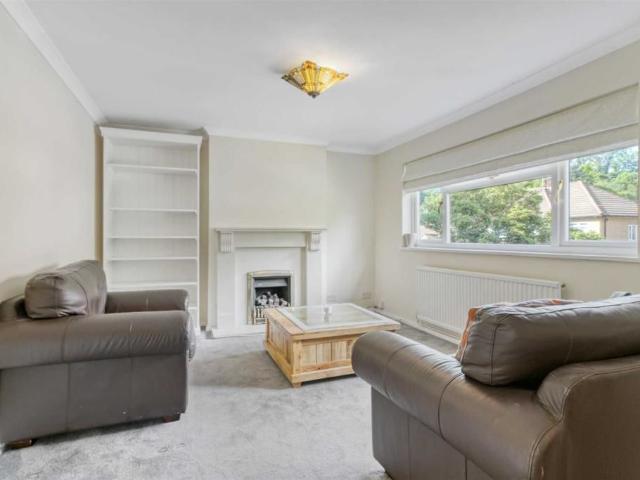 Apartment for rent in West Finchley, Greater London