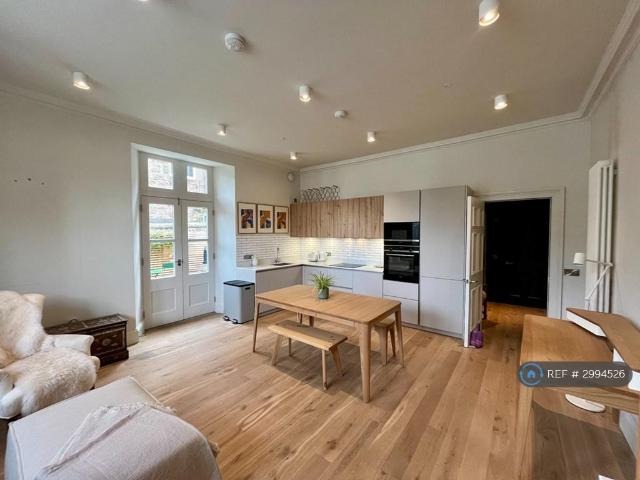 Apartment for rent in Bellfield, Portobello