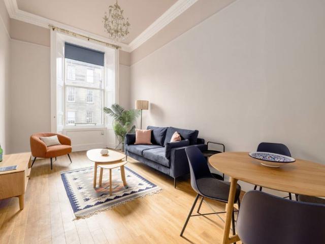 Apartment for rent in New Town, Scotland