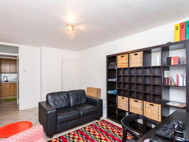 Apartment for rent in Highbury, Greater London