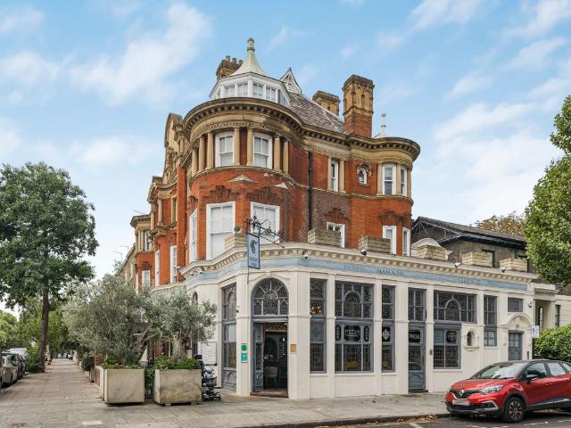 Apartment for rent in St. John's Wood, Greater London