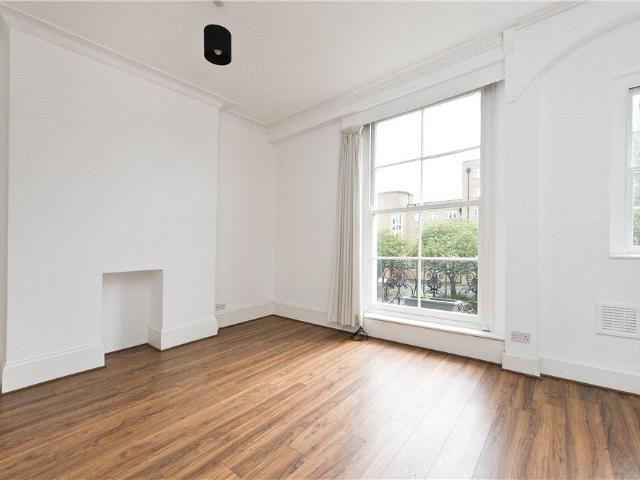 Apartment for rent in St. John's Wood, Greater London