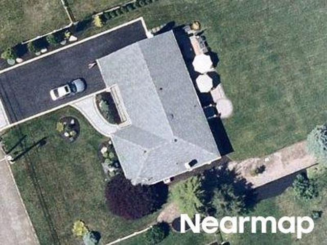 House for sale in Bohemia, New York
