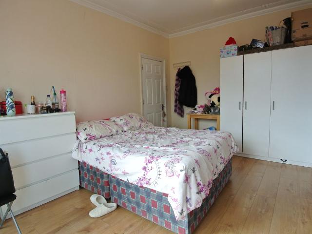 Room for rent in Dollis Hill, Greater London