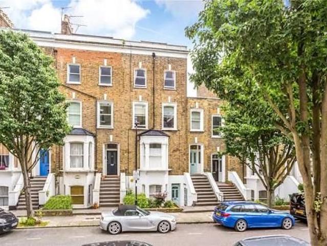 Apartment for rent in Taverner Square, Greater London
