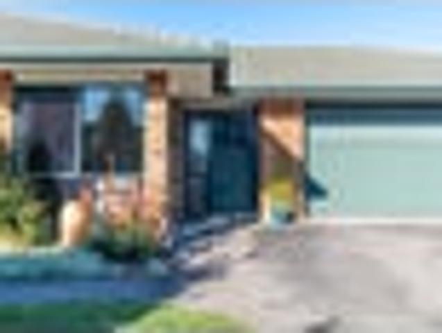 House for sale in Western Heights