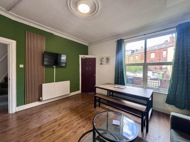 House for rent in Armley, West Yorkshire