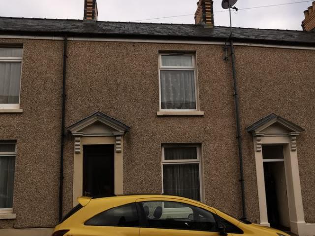 House for rent in Nangreaves, Wales