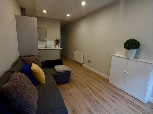 Apartment for rent in Haghill, Glasgow