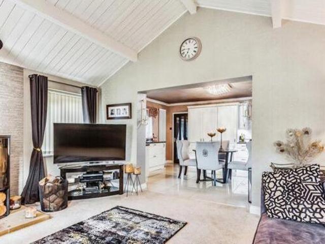 House for sale in Stanley