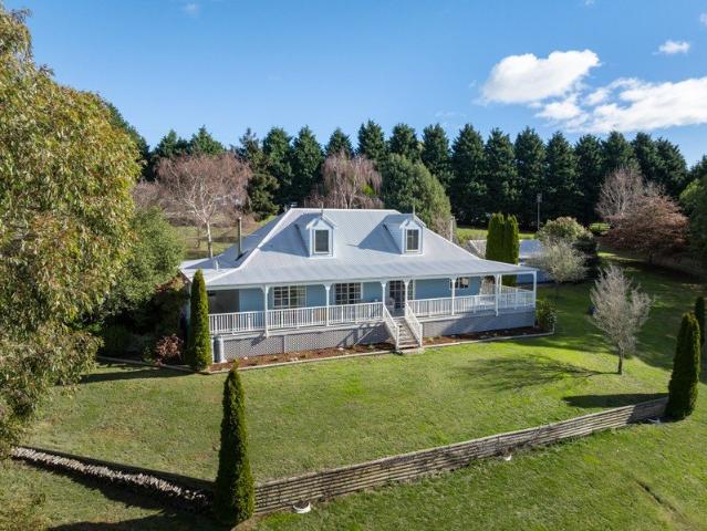 Cottage for sale in Oberon, New South Wales
