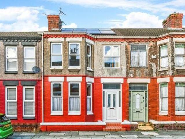 House for sale in Calderstones