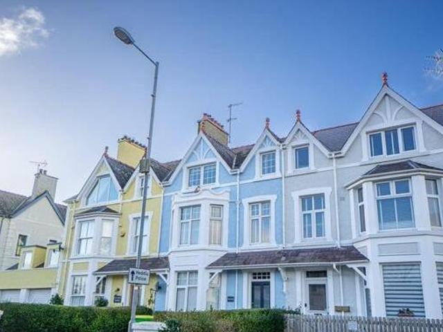 House for sale in Pwllheli, Gwynedd