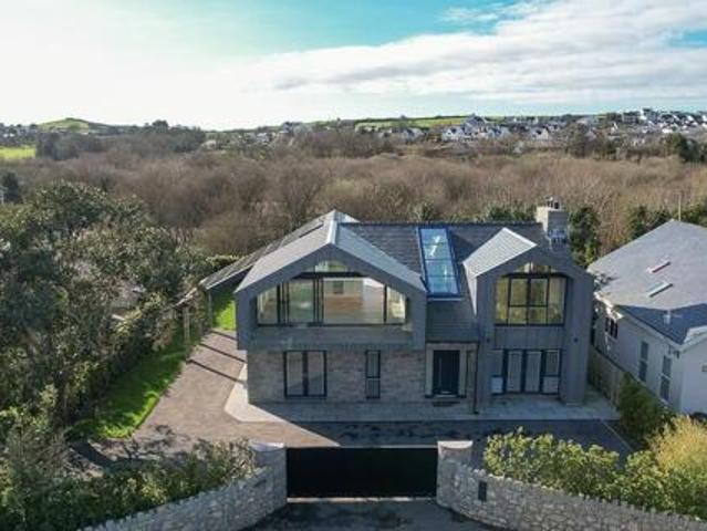 House for sale in Pwllheli, Gwynedd