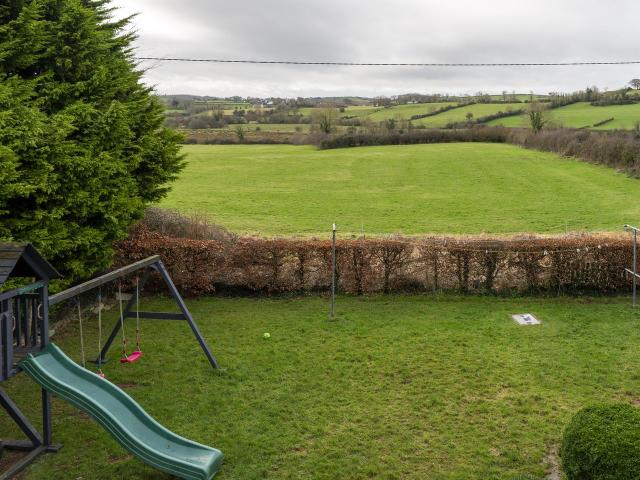 Farm for sale in Ballysinon