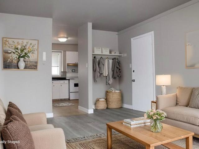 Apartment for rent in Lakeview South, Regina