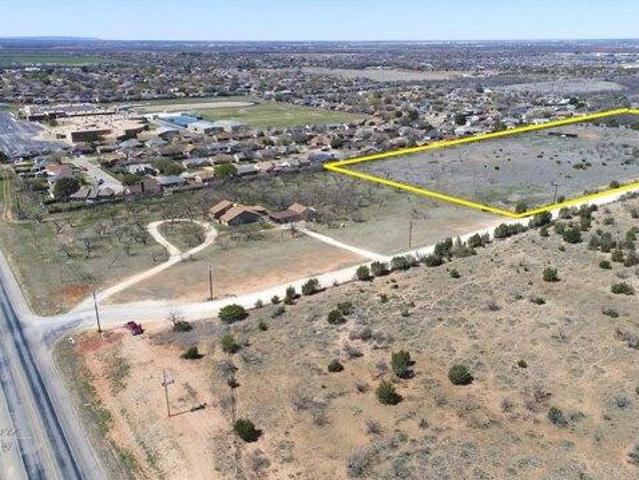 Land for sale in Taylor, Texas