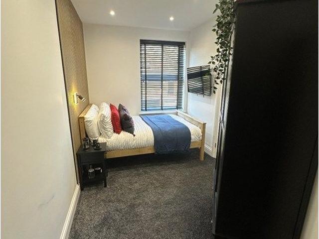 Room for rent in Phippsville, Northampton