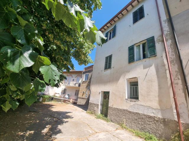 Villa Indipendente in vendita a Deruta, Perugia