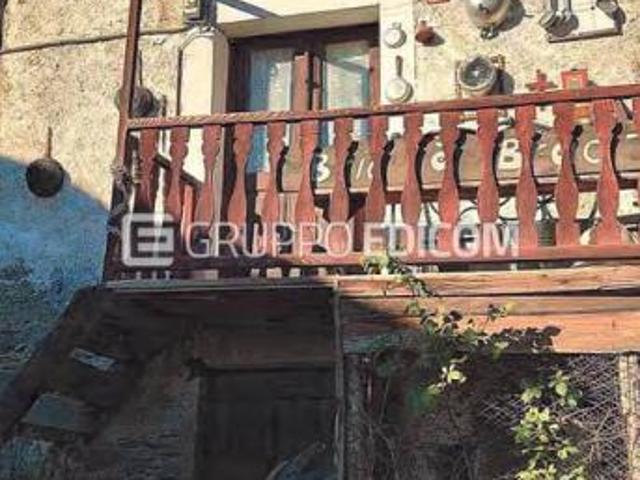 Monolocale in vendita a Gignod, Aosta