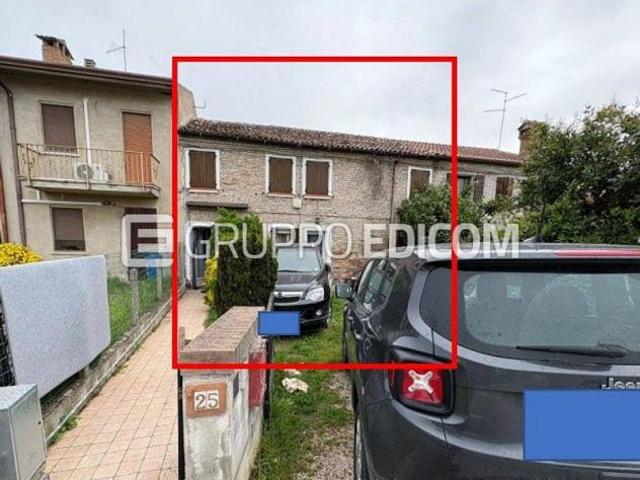 Monolocale in vendita a Unione Terre e Fiumi, Reggio Emilia