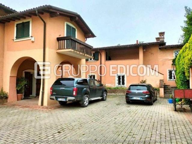 Villa Indipendente in vendita a Piemonte, Alessandria