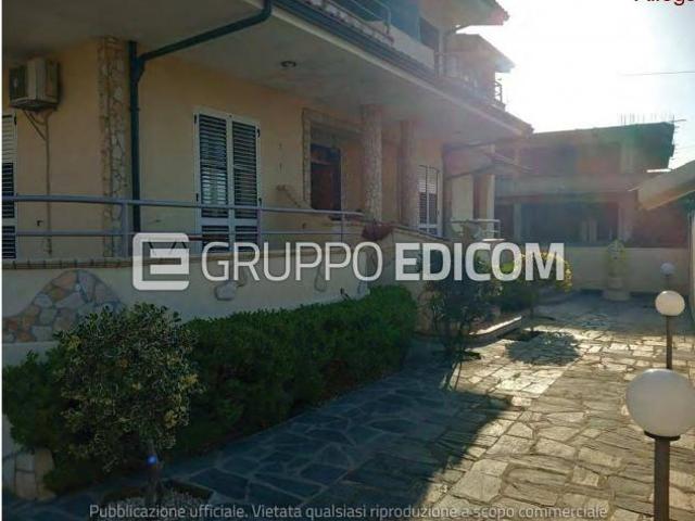 Villa Indipendente in vendita a Gioia Tauro, Reggio Calabria