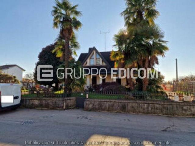 Villa Indipendente in vendita a Fonte, Loria