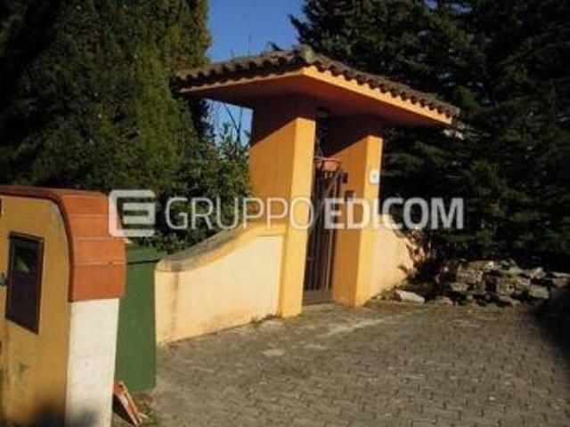 Villa Indipendente in vendita a San Bartolomeo In Galdo, Campania