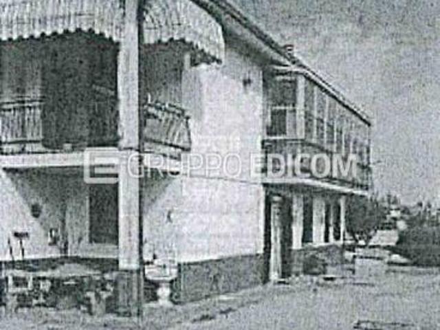 Villa Indipendente in vendita a Borgo Priolo, Lombardia
