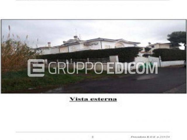 Villa Indipendente in vendita a Fregene, Roma Capitale
