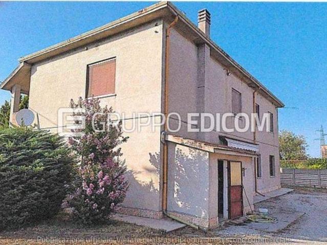 Villa Indipendente in vendita a Unione Terre e Fiumi, Ruina