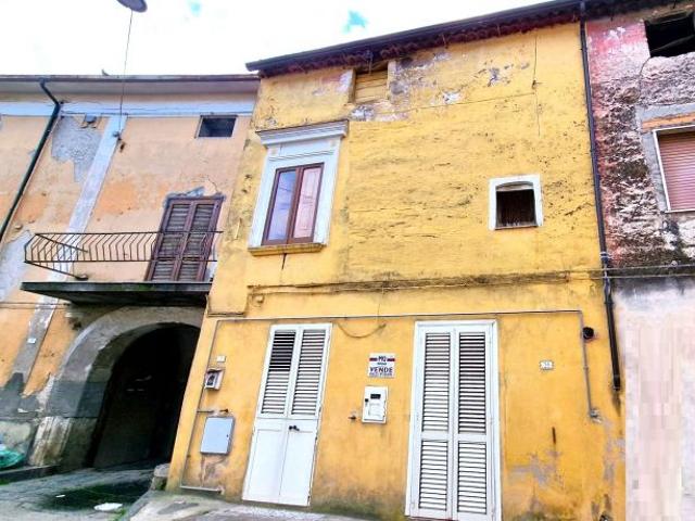 Appartamento in vendita a Mondragone, Campania