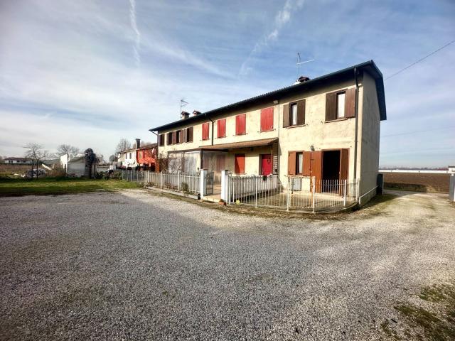 Villa Indipendente in vendita a Borgo Veneto, Megliadino San Fidenzio