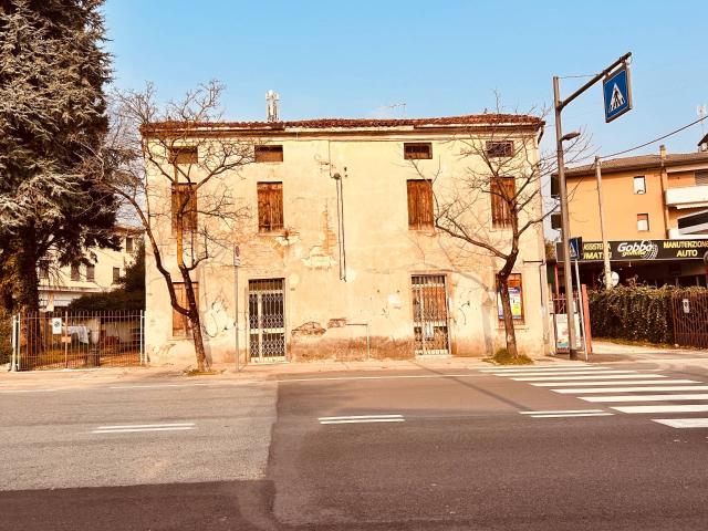 Villa Indipendente in vendita a Santa Bertilla, Vicenza