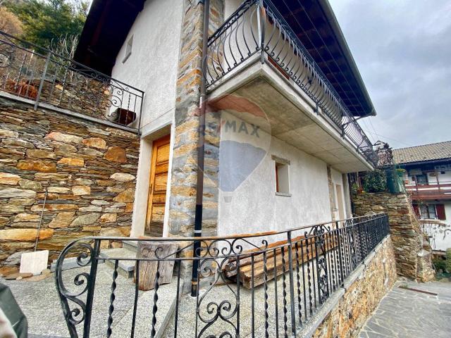 Rustico in vendita a Valle Cannobina, Piemonte