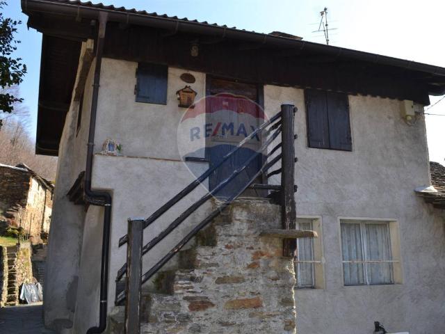 Rustico in vendita a Valle Cannobina, Piemonte