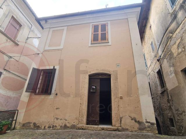 Rustico in vendita a Cività Falconara, Arpino