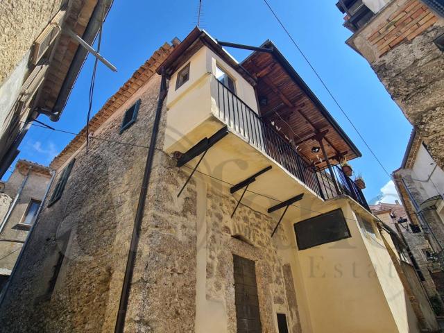 Rustico in vendita a Santopadre, Lazio