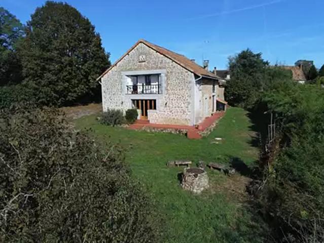 Maison vente à Nontron, Abjat-sur-bandiat