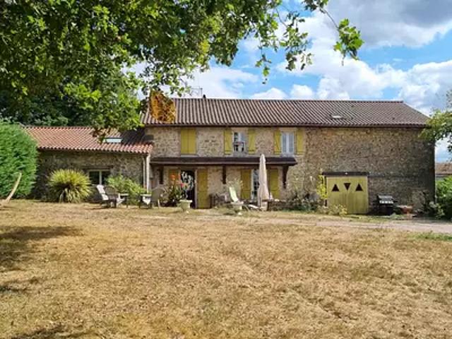 Maison vente à Nontron, Abjat-sur-bandiat